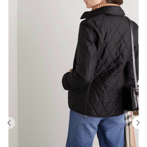 Authentic Quilted Burberry Jacket - Picture 6 of 16
